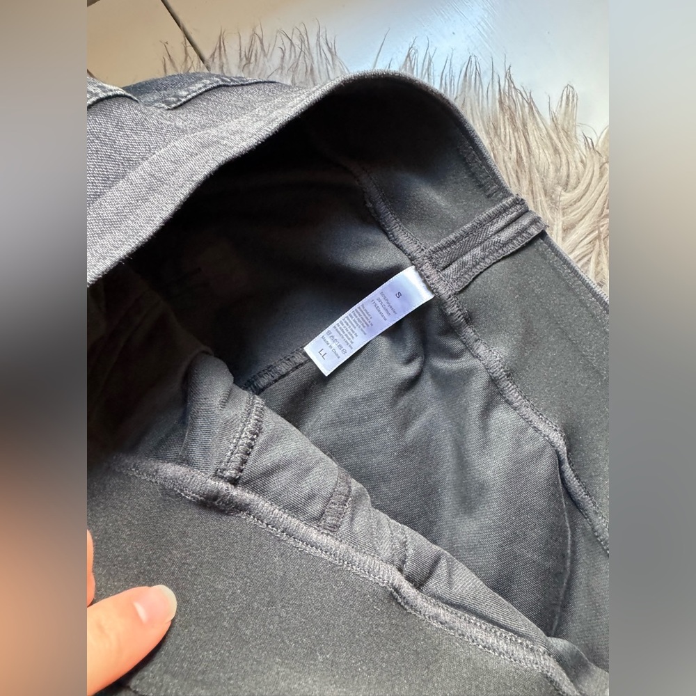 HALARA Black Cargo Pants - Picture 5 of 15